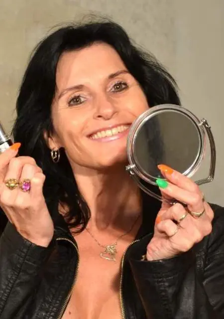 Я Лена, 45, из Москвы, ищу знакомство для приятного времяпровождения