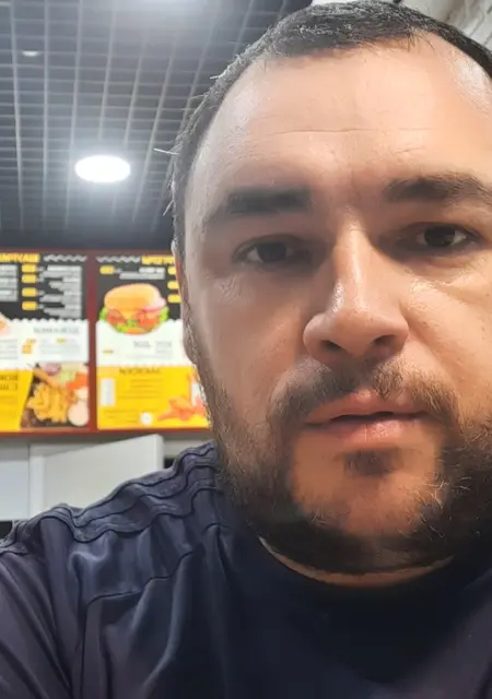 Renat из Набережных Челнов, мне 44, познакомлюсь на одну ночь