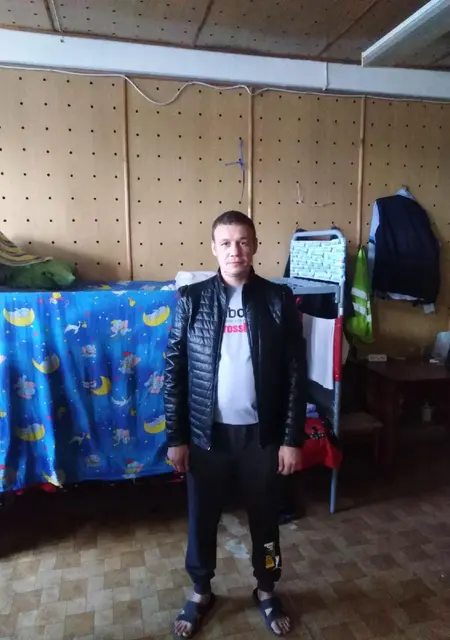 Я Дима, 42, из Кинешмы, ищу знакомства без обязательств