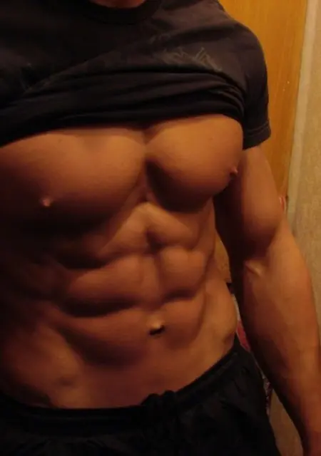 Костя из Нового Уренгоя, мне 34, познакомлюсь без обязательств