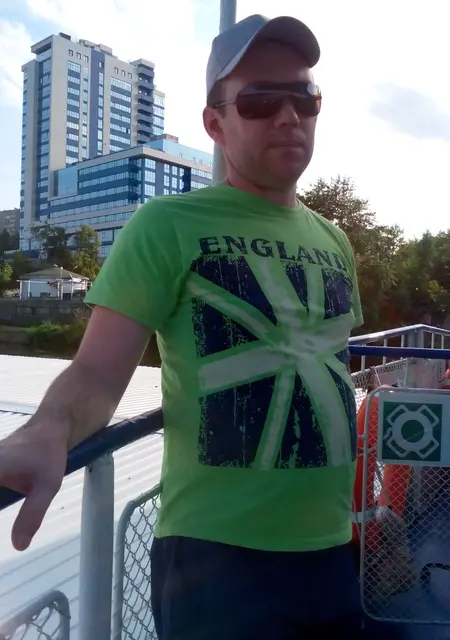 Владимир из Кирова, мне 44, познакомлюсь без обязательств