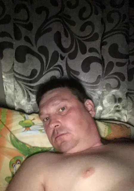 Саша из Северодвинска, ищу на сайте знакомства на одну ночь