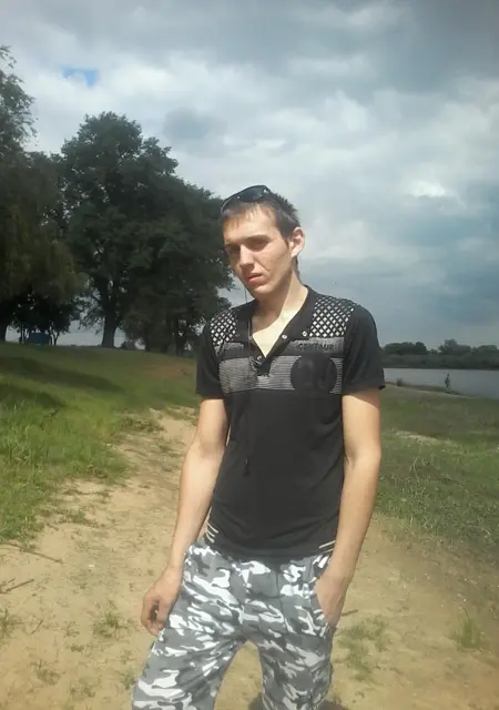 Я Artem, 25, знакомлюсь на одну ночь в Жлобине