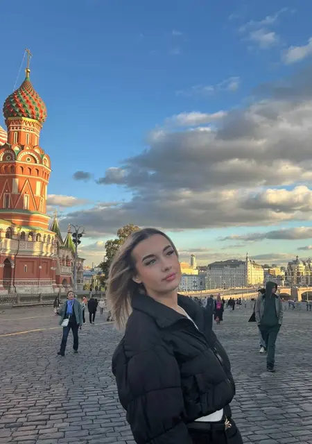 Карина из Москвы, ищу на сайте открытые отношения