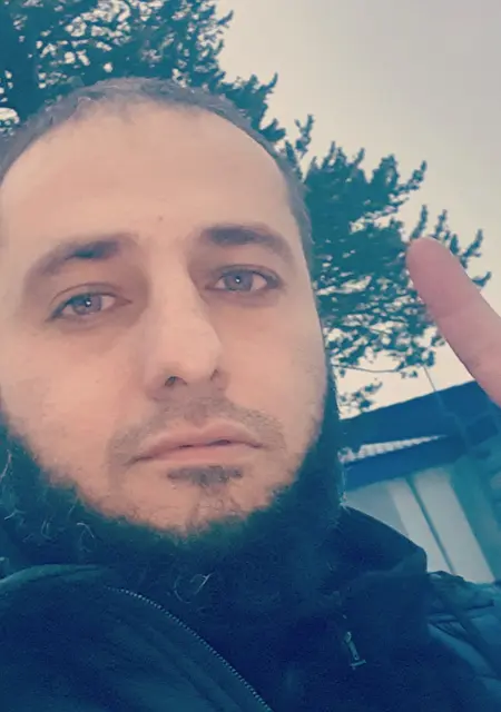 Я Исик, 41, из Усинска, ищу знакомство для постоянных отношений