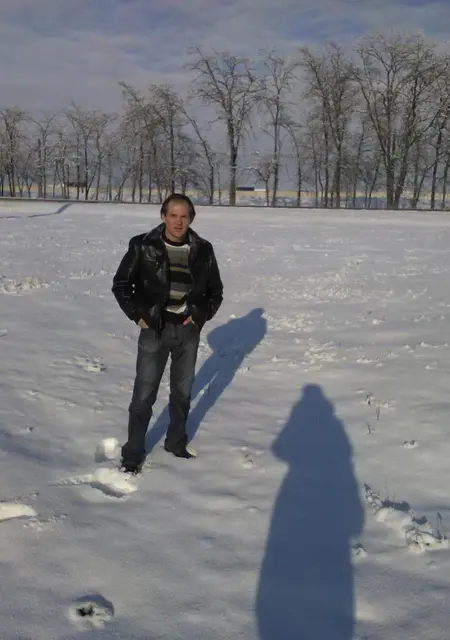 Anzor из Прохладного, ищу на сайте знакомства на одну ночь