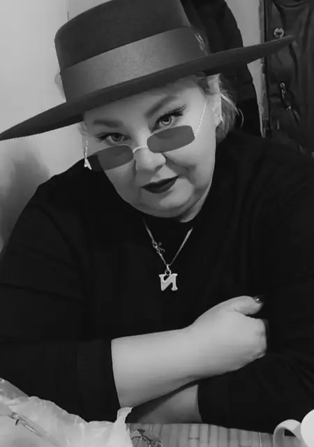 Я Анастасия, 46, из Саратова, ищу знакомство для общения