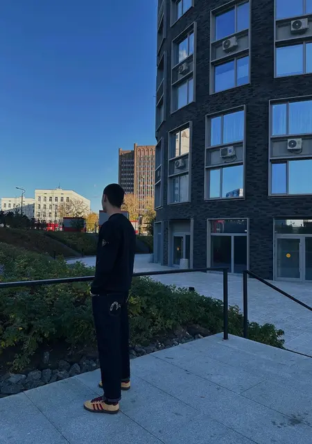 Дамир из Йошкар-Олы, мне 21, познакомлюсь без обязательств