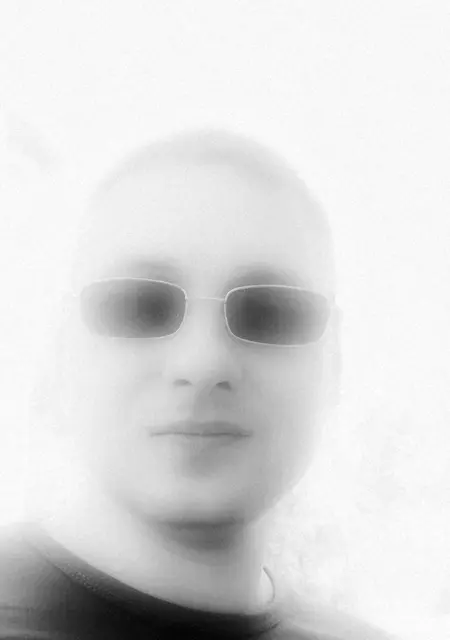 Я Дмитрий, 34, из Клинцов, ищу знакомства на одну ночь