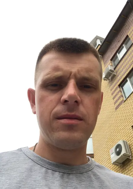 Евгений из Дзержинска, мне 35, познакомлюсь для постоянных отношений