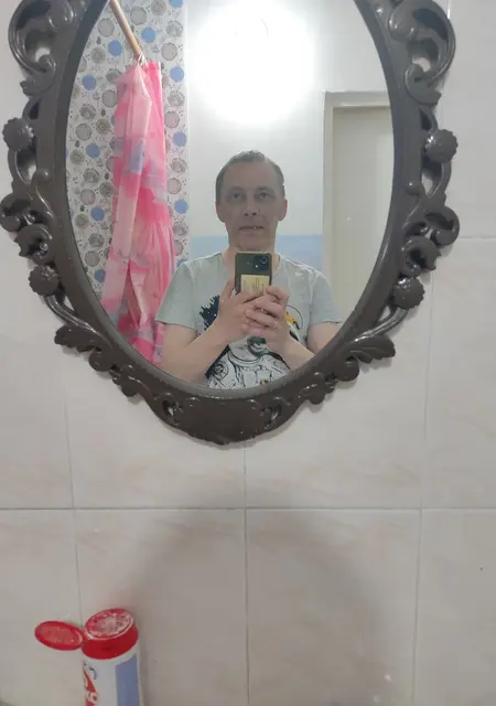 Я Олег, 45, знакомлюсь без обязательств в Саяногорске