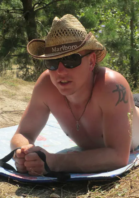 Дима из Полоцка, мне 36, познакомлюсь на одну ночь