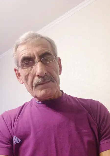 Ашот из Екатеринбурга, мне 57, познакомлюсь без обязательств