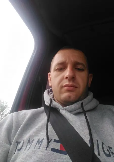 Я Алексей, 39, знакомлюсь на одну ночь в Ногинске