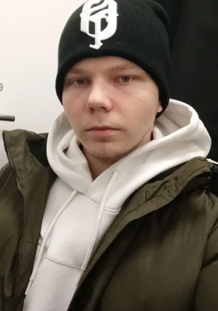 Я Кирилл, 20, знакомлюсь для приятного времяпровождения в Кургане