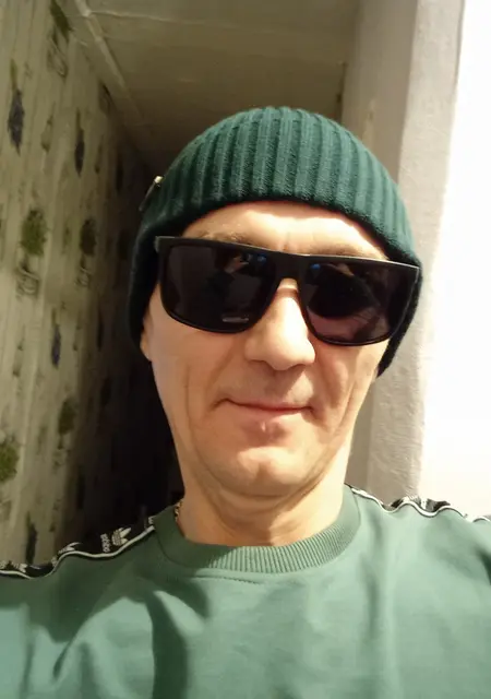 Я Евгений, 47, из Серова, ищу знакомства без обязательств