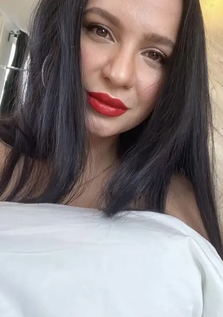 Юля из Санкт-Петербурга, ищу на сайте знакомства без обязательств