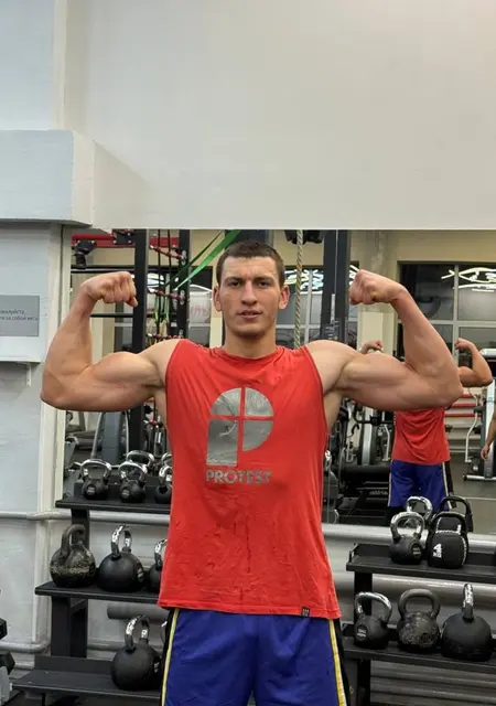 Я Иса, 19, знакомлюсь для постоянных отношений в Нижнем Новгороде