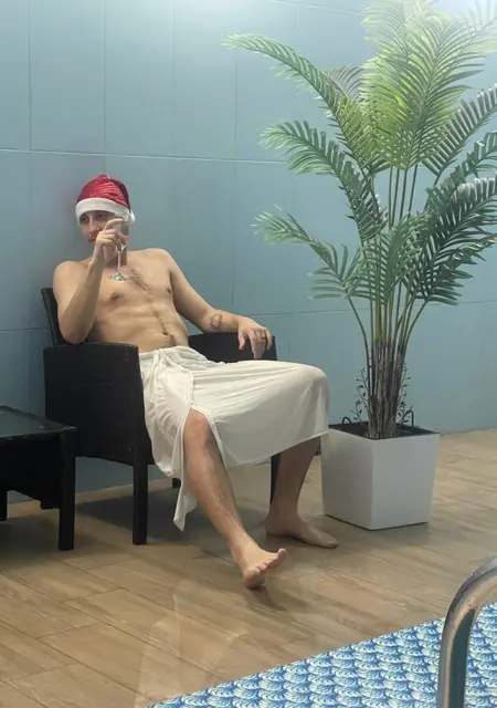 Артём из Геленджика, мне 27, познакомлюсь без обязательств