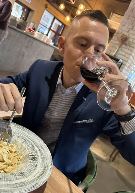 Daimon из Ижевска, мне 28, познакомлюсь для постоянных отношений