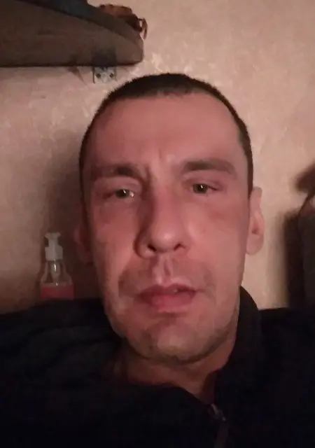 Иван из Люберец, мне 42, познакомлюсь на одну ночь