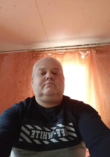 Я Дмитрий, 42, знакомлюсь без обязательств в Азове