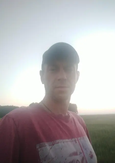 Константин из Новосибирска, ищу на сайте знакомства без обязательств