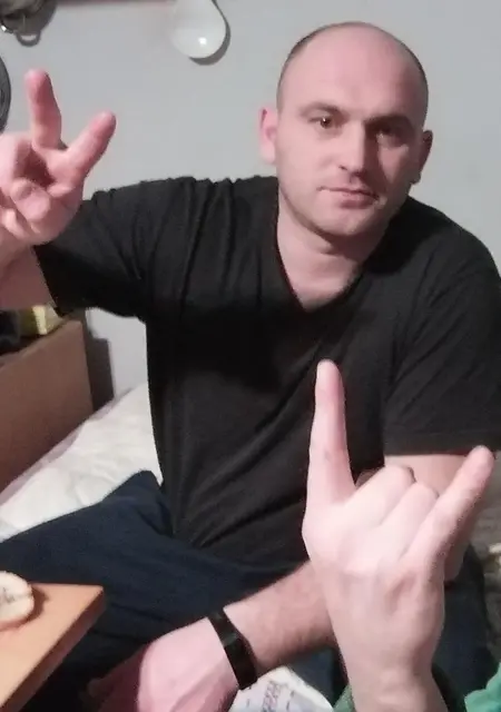 Я Валерий, 41, из Львова, ищу знакомство для приятного времяпровождения