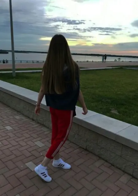 Я Алиса, 26, из Ярославля, ищу знакомство для приятного времяпровождения