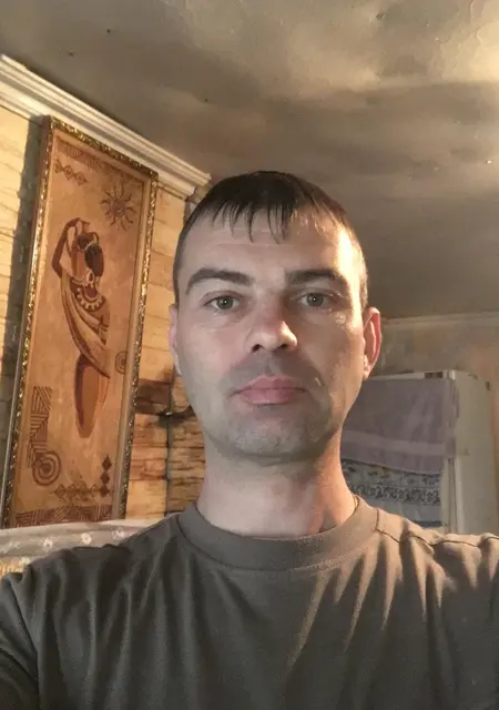 Maksim из Липецка, мне 43, познакомлюсь на одну ночь