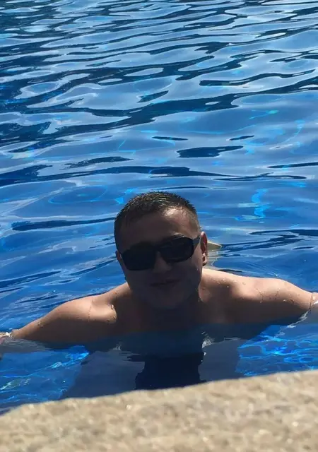 Эраст из Кирова, ищу на сайте знакомства на одну ночь