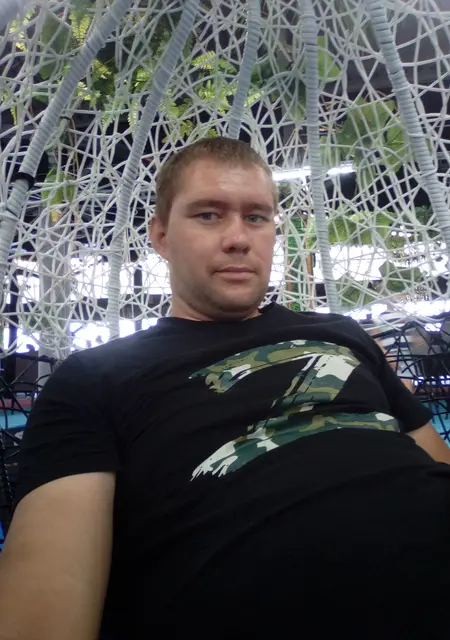 Я Дима, 35, из Ставрополя, ищу знакомства без обязательств