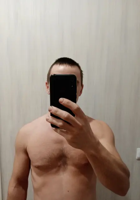 Гена из Иркутска, мне 36, познакомлюсь для приятного времяпровождения