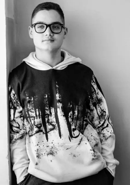 Я Максим, 20, из Мурманска, ищу знакомство для общения