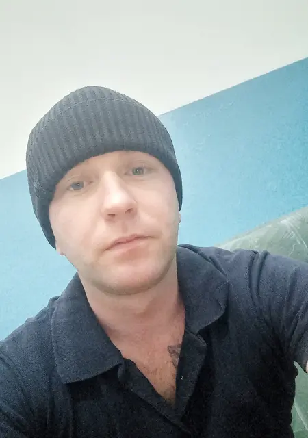 Роман из Горно-Алтайска, ищу на сайте знакомства на одну ночь