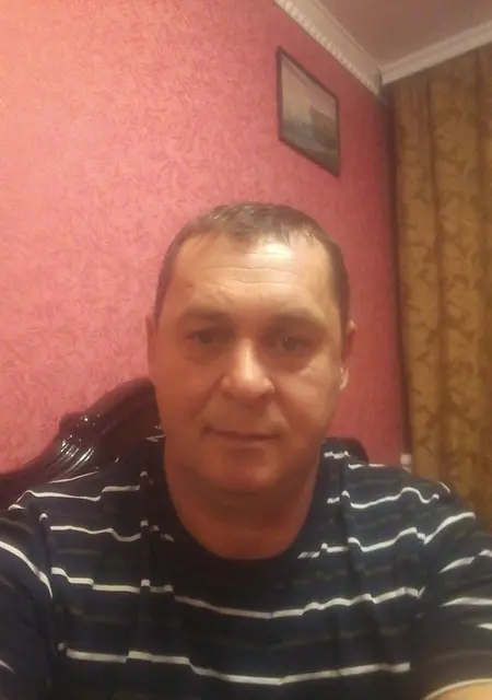 Дмитрий из Екатеринбурга, ищу на сайте знакомства на одну ночь