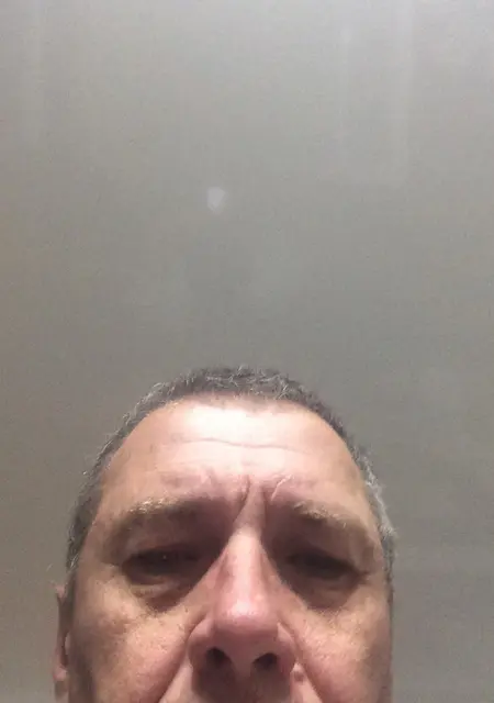 Алекс из Ростова-на-Дону, мне 81, познакомлюсь на одну ночь