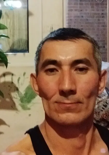 Владимир из Улан-Удэ, ищу на сайте приятное времяпровождение