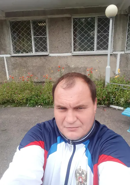 Олег из Читы, ищу на сайте знакомства на одну ночь
