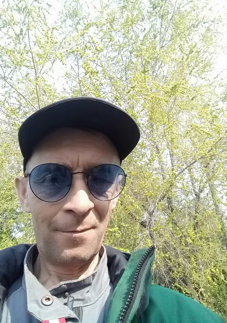 Я Владимир, 47, из Челябинска, ищу знакомства на одну ночь