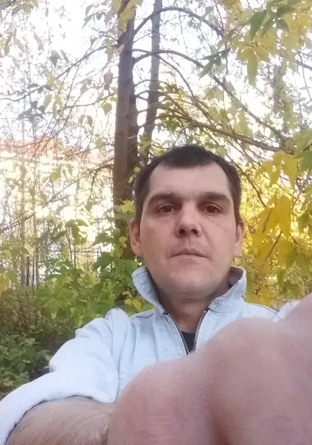 Денис из Казани, мне 42, познакомлюсь на одну ночь