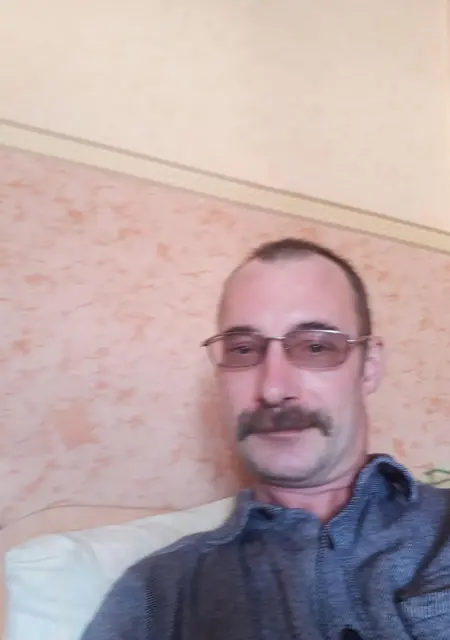 Я Александр, 50, из Олекминска, ищу знакомства без обязательств