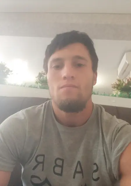 Магомед из Кизляра, ищу на сайте знакомства на одну ночь