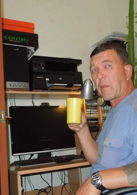 Я Рафаэль, 59, из Казани, ищу знакомства на одну ночь