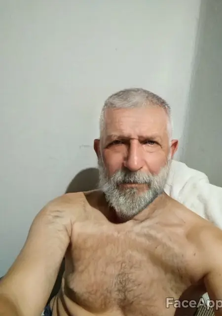 Я Петр, 69, из Москвы, ищу знакомство для совместных путешествий