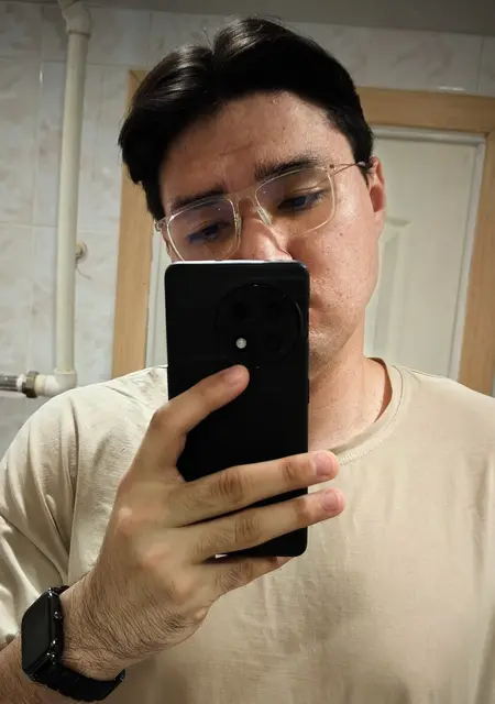 Vlad из Уссурийска, ищу на сайте приятное времяпровождение