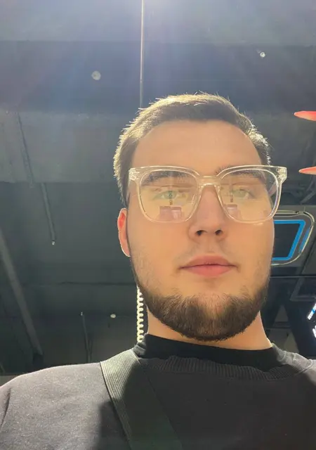 Константин из Брянска, мне 20, познакомлюсь для общения