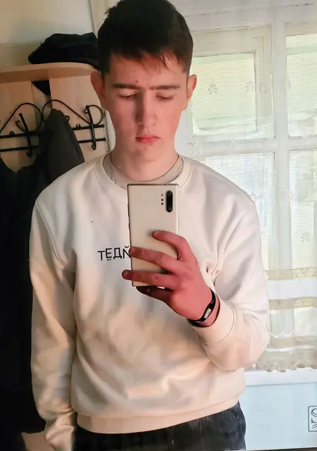 Вячеслав из Улан-Удэ, ищу на сайте приятное времяпровождение