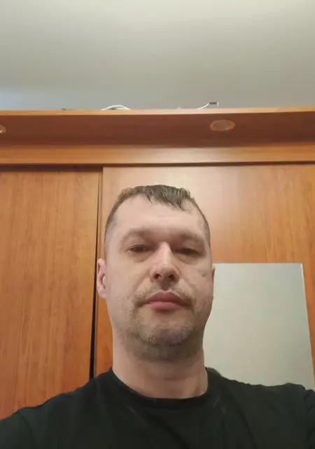 Я Виктор, 46, из Воронежа, ищу знакомство для совместных путешествий