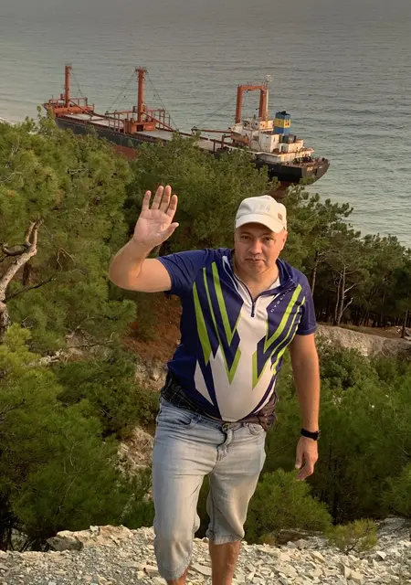 Я Ипполит, 44, из Абинска, ищу знакомство для приятного времяпровождения